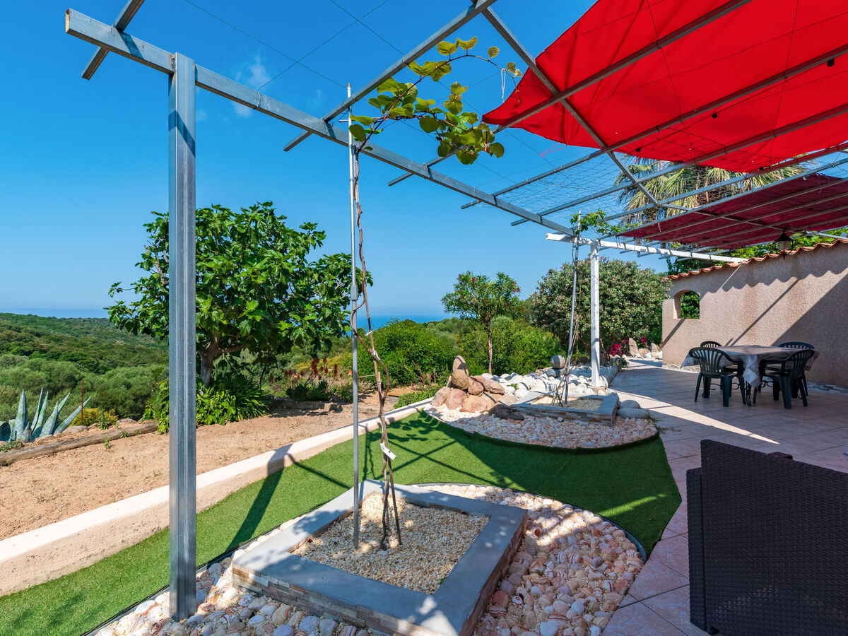 Maison Campestra à Chiavari, terrasse 50 m² et piscine - Photo 1