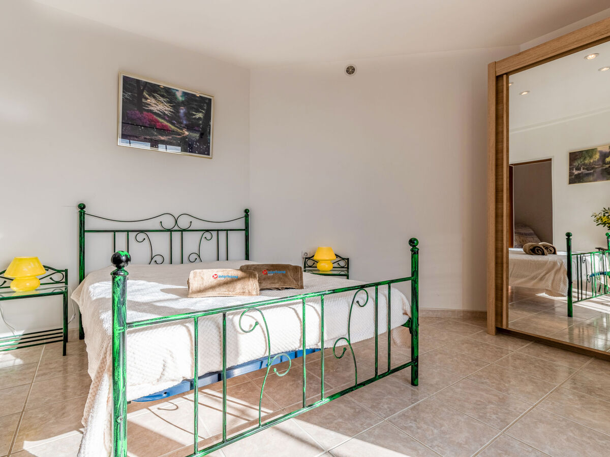 Maison Campestra à Chiavari, terrasse 50 m² et piscine - Photo 10