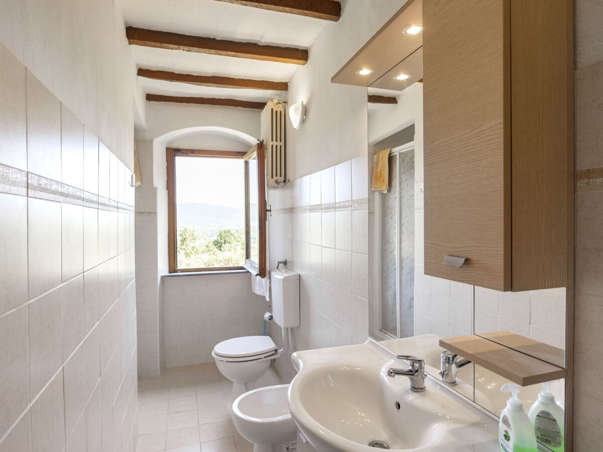 La Casina – maison rustique à 10 km d'Arezzo - Photo 18
