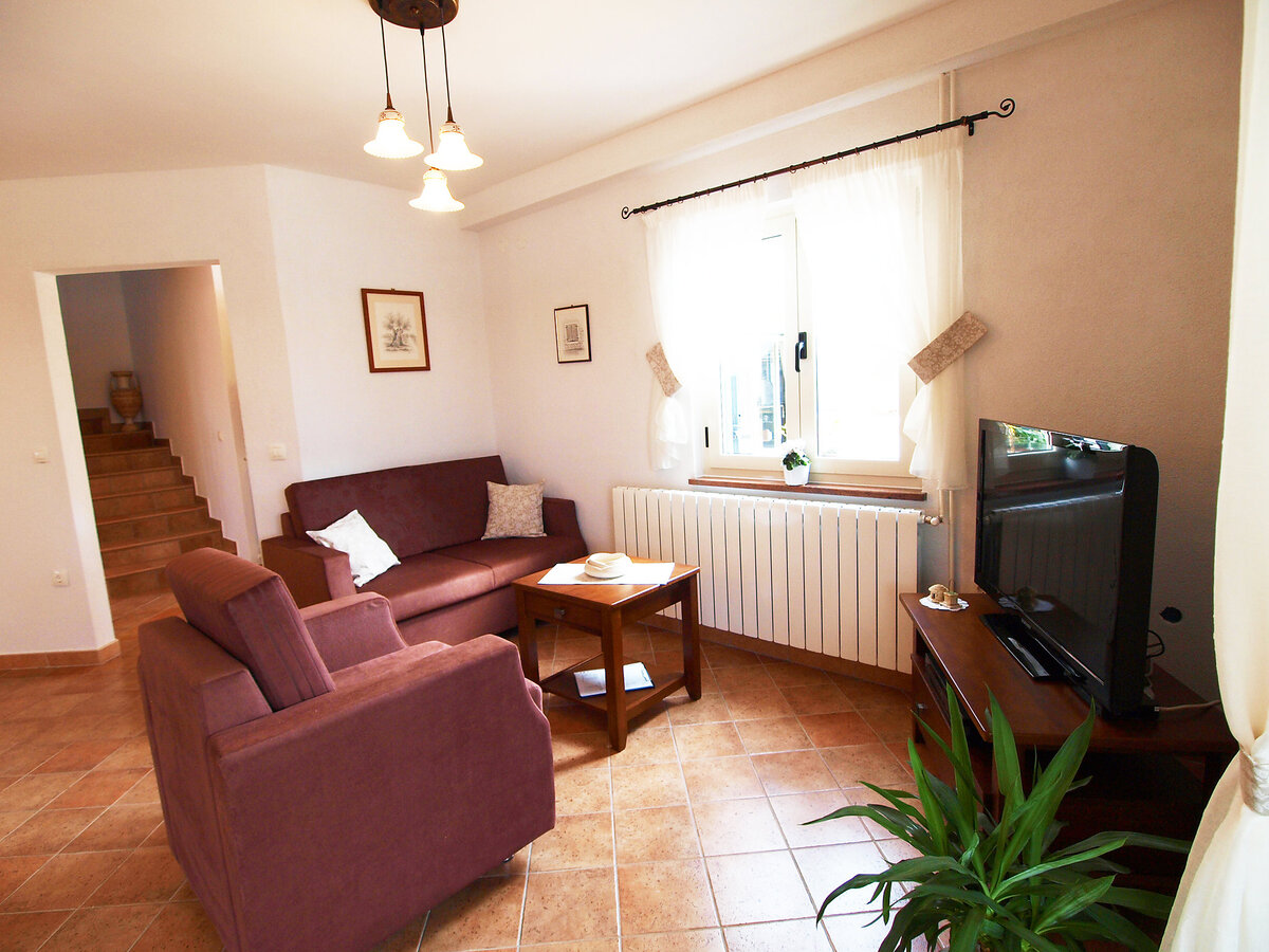 Mirela, maison jumelée avec piscine privée à Trget - Photo 3