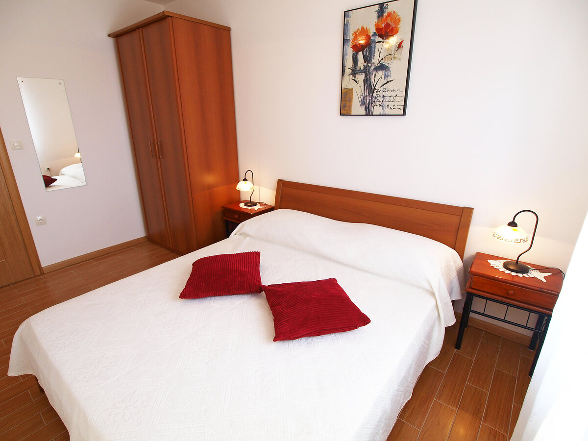 Mirela, maison jumelée avec piscine privée à Trget - Photo 11