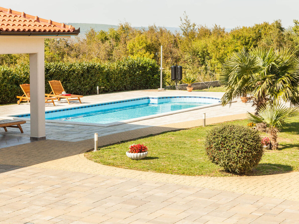 Mirela, maison jumelée avec piscine privée à Trget - Photo 22
