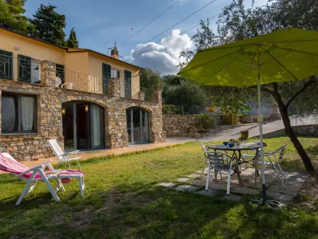 Joy - Gîte 3 pièces avec vue panoramique à Imperia : photo 2