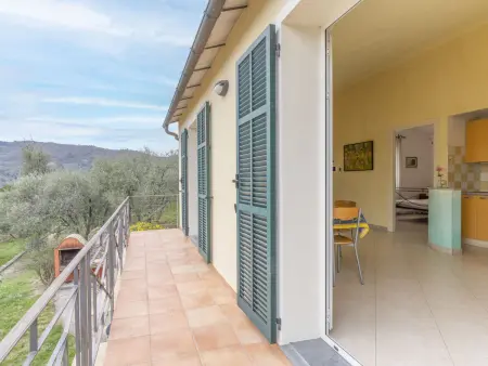Joy - Gîte 3 pièces avec vue panoramique à Imperia : photo 4