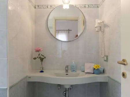 Joy - Gîte 3 pièces avec vue panoramique à Imperia : photo 12