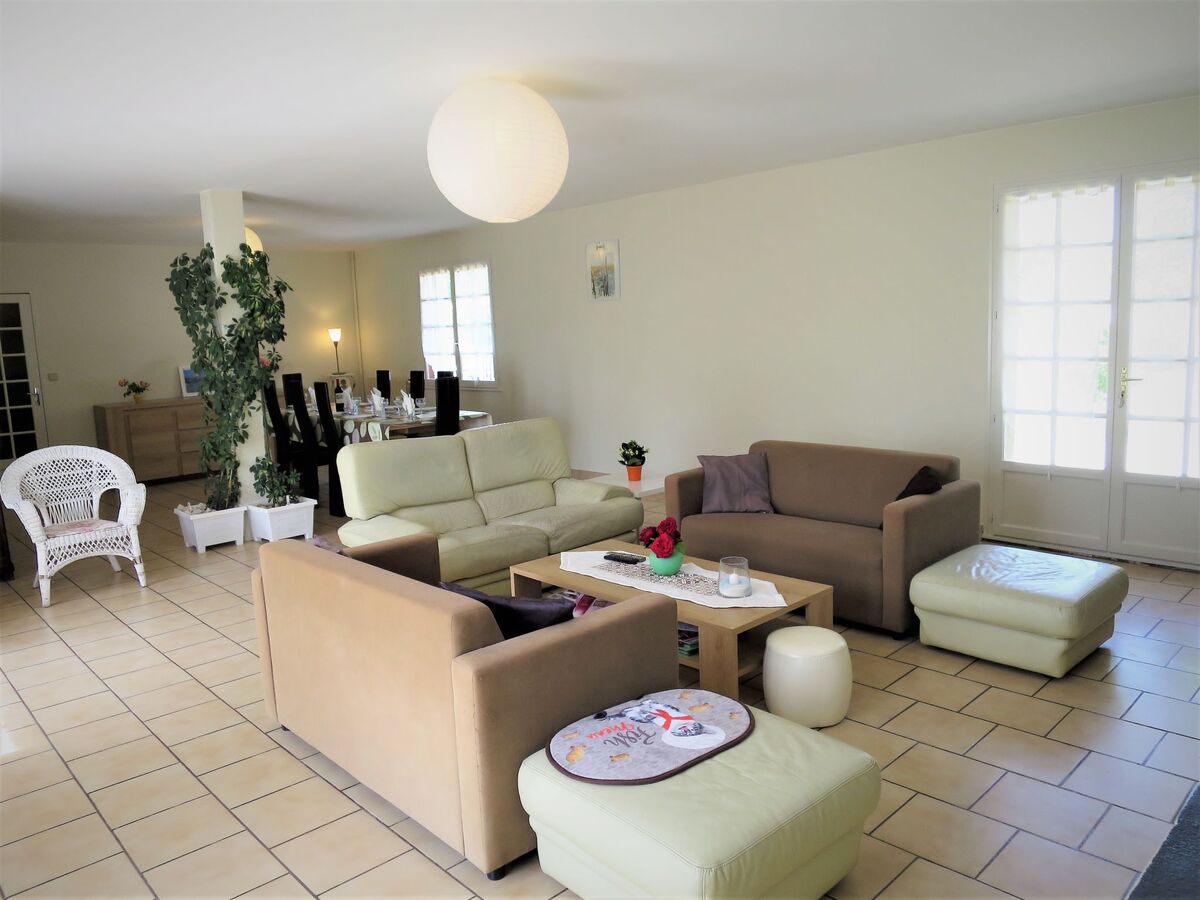 Maison Orphée à Gaillan-en-Médoc, piscine et jardin - Photo 9