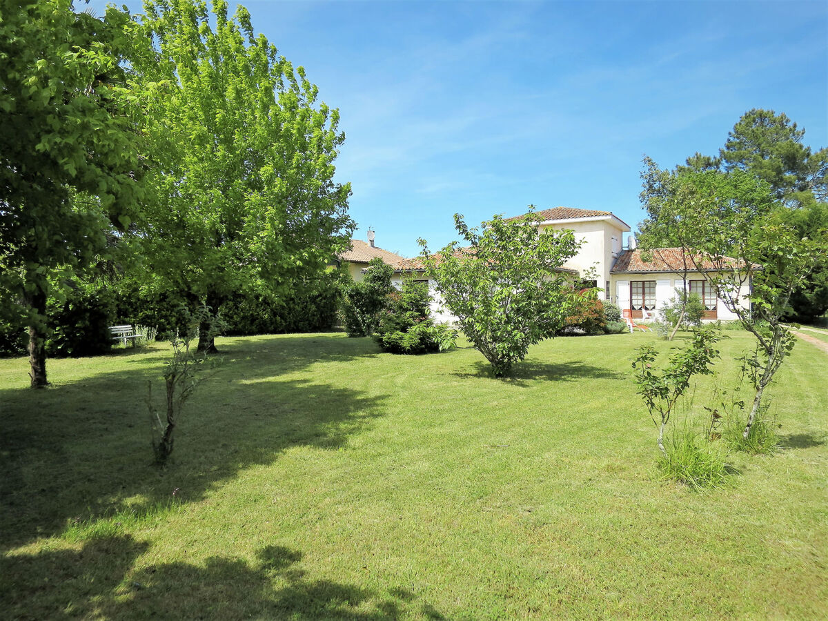 Maison Orphée à Gaillan-en-Médoc, piscine et jardin - Photo 20