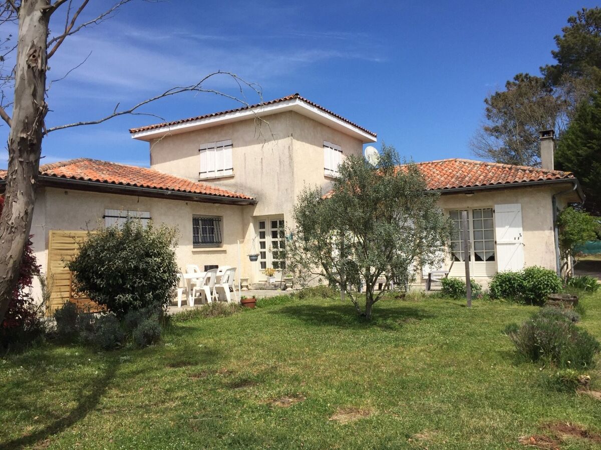 Maison Orphée à Gaillan-en-Médoc, piscine et jardin - Photo 30