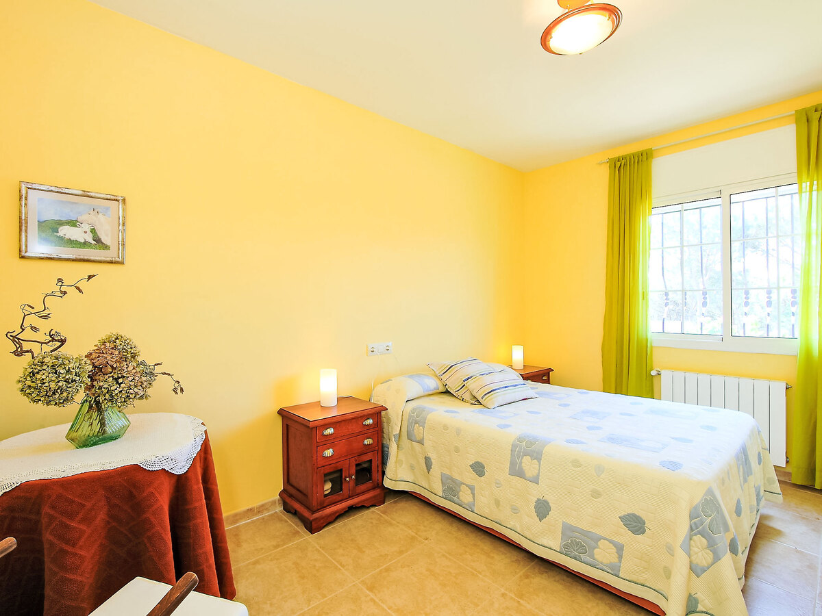 Marina, maison 3 chambres avec piscine à Vidreres - Photo 12