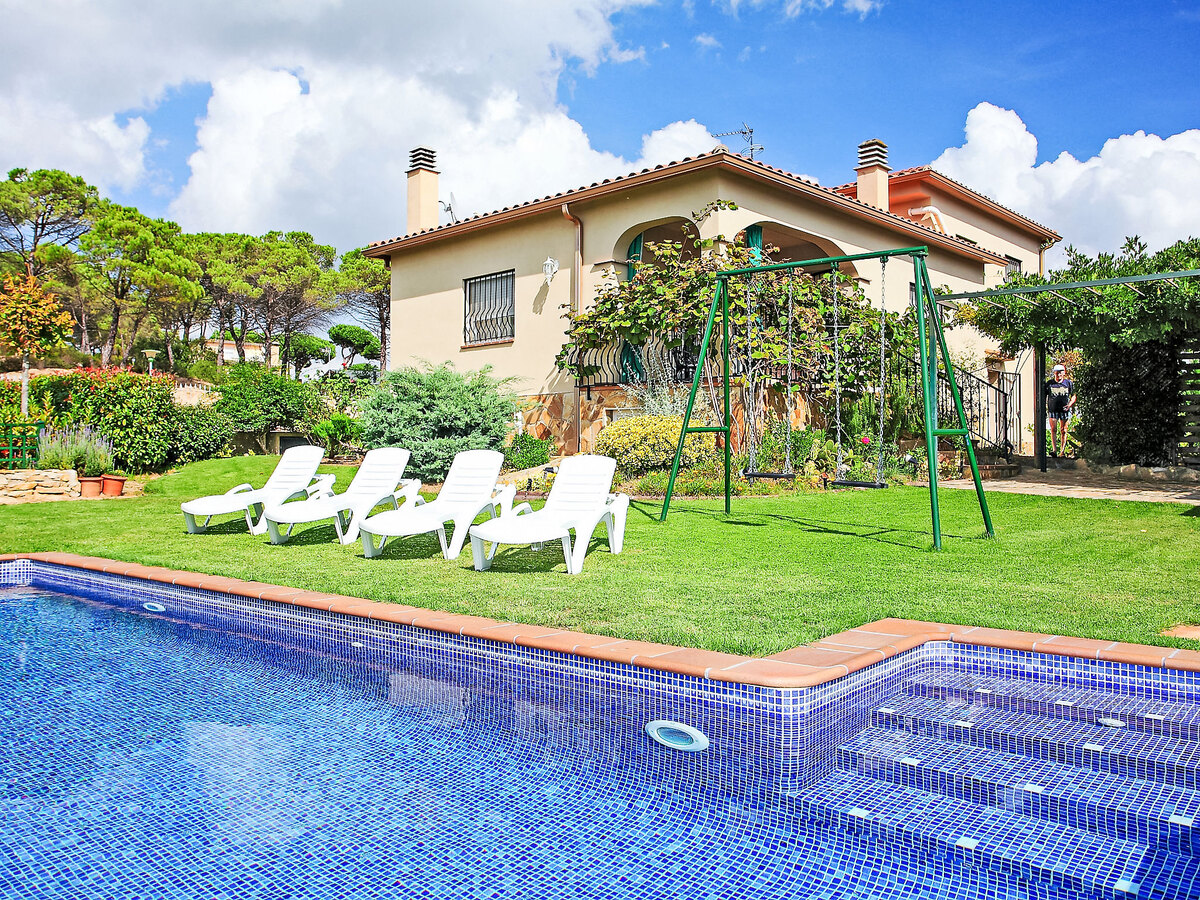 Marina, maison 3 chambres avec piscine à Vidreres - Photo 18
