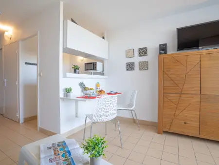 Les Trois Mâts - Apt 2 pièces vue mer à 50 m de la plage : photo 7