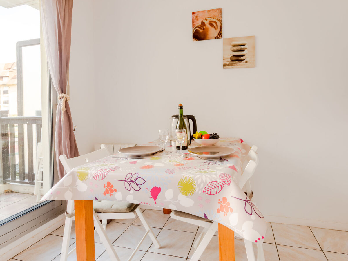 Studio Les Normandières, vue mer à Cabourg - Photo 9