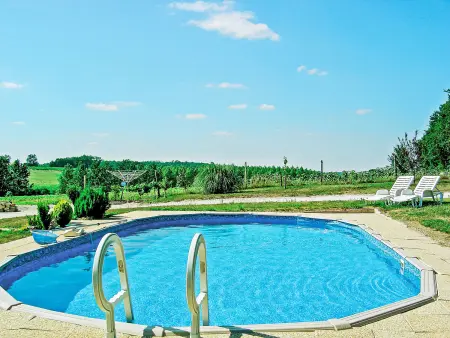 La Grangette, ferme avec piscine privée près de Barbezieux : photo 10