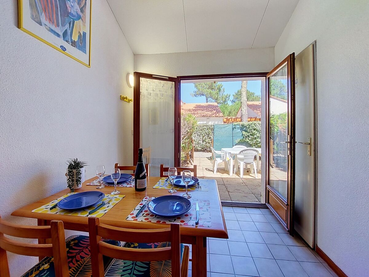 Maison 2 pièces Les Mathes, 1,3 km de la plage - Photo 4