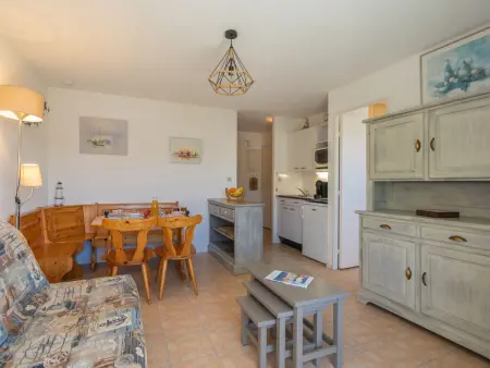 Appartement Le Yachting à Royan, vue latérale sur la mer : photo 2