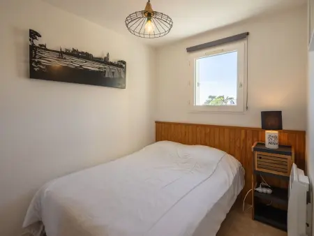 Appartement Le Yachting à Royan, vue latérale sur la mer : photo 4