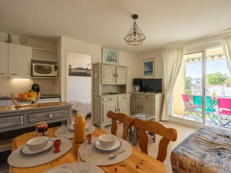 Appartement Le Yachting à Royan, vue latérale sur la mer : photo 9