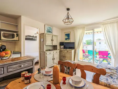 Appartement Le Yachting à Royan, vue latérale sur la mer : photo 11