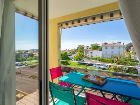Appartement Le Yachting à Royan, vue latérale sur la mer : photo 19