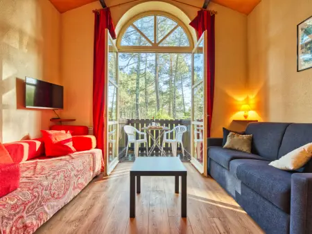 Studio balcon vue forêt au cœur du golf de Lacanau