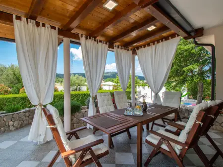 Maison Anka à Šibenik : piscine privée et 4 000 m² de terrain : photo 3