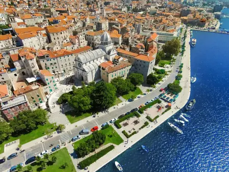 Maison Anka à Šibenik : piscine privée et 4 000 m² de terrain : photo 36