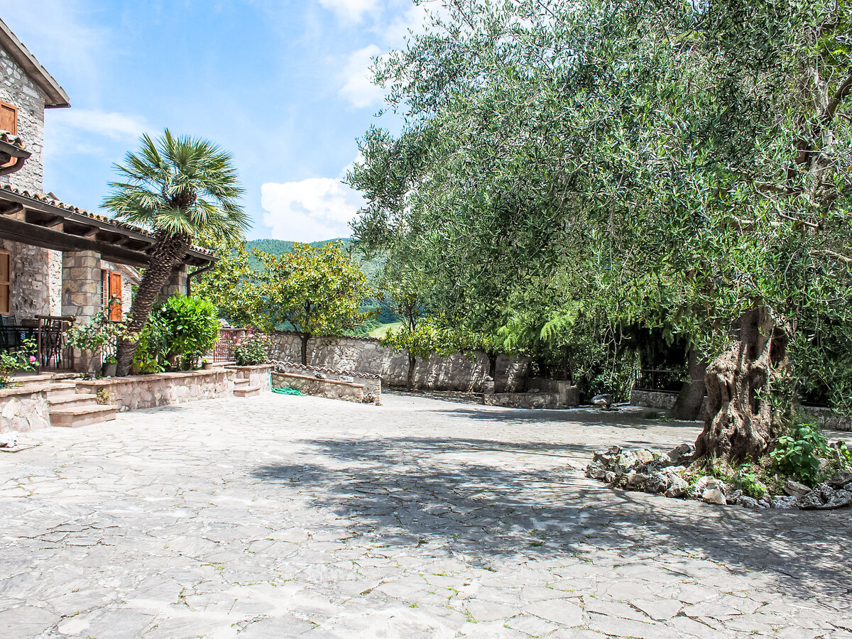 Villa Olivo secolare, 10 personnes avec piscine à Todi - Photo 17