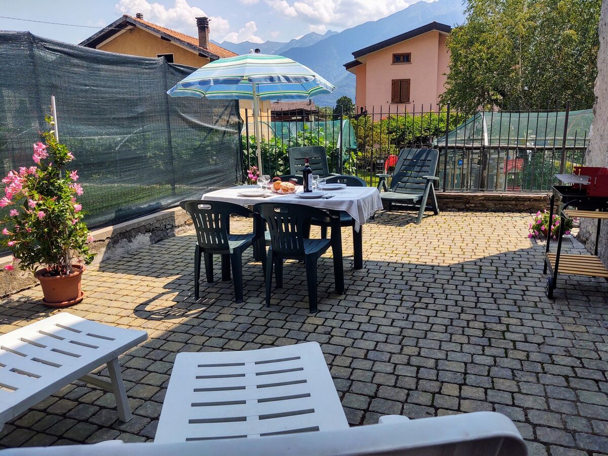 Maison Leonardo à Sorico – terrasse 25 m² à 350 m du lac - Photo 2