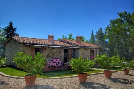 Gite Glici en Toscane, piscine et vue vallée : photo 7