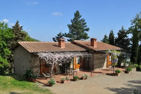 Gite Glici en Toscane, piscine et vue vallée : photo 9
