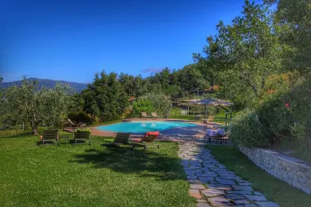 Gite Glici en Toscane, piscine et vue vallée : photo 17