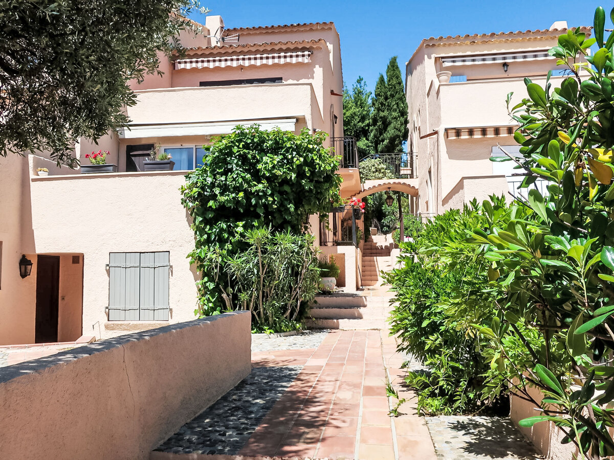 Appartement Village de Silhouette, vue mer à Grimaud - Photo 19