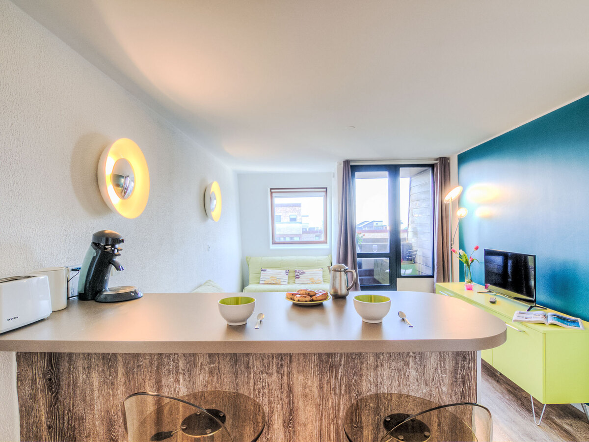 Studio vue port à Deauville, balcon ouest au 5e étage - Photo 10