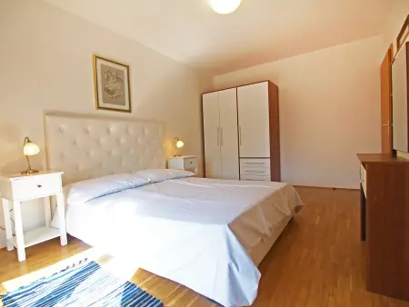 Maison Eufemia à Pula - Piscine privée, 8 personnes : photo 10
