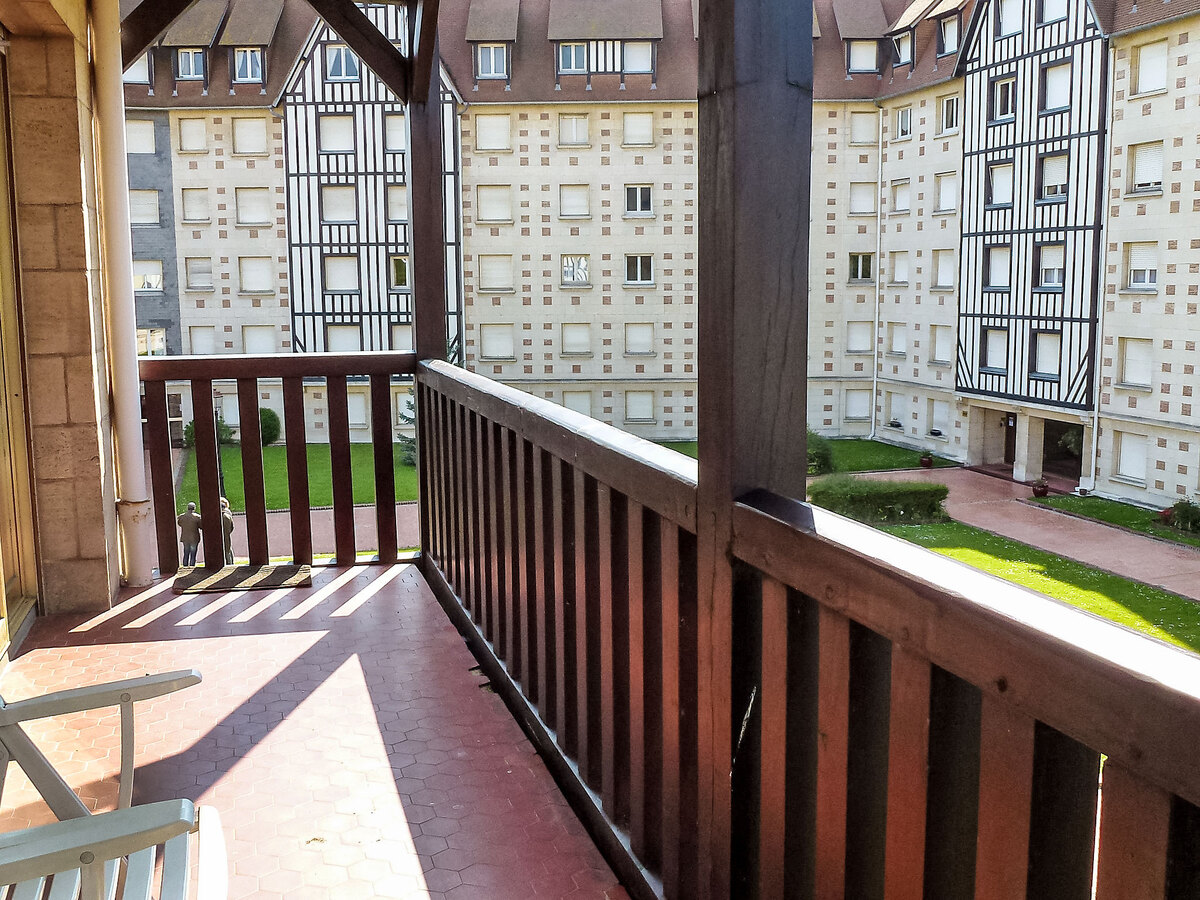 Appartement Castel Guermante – vue port, balcon, 400 m mer - Photo 3