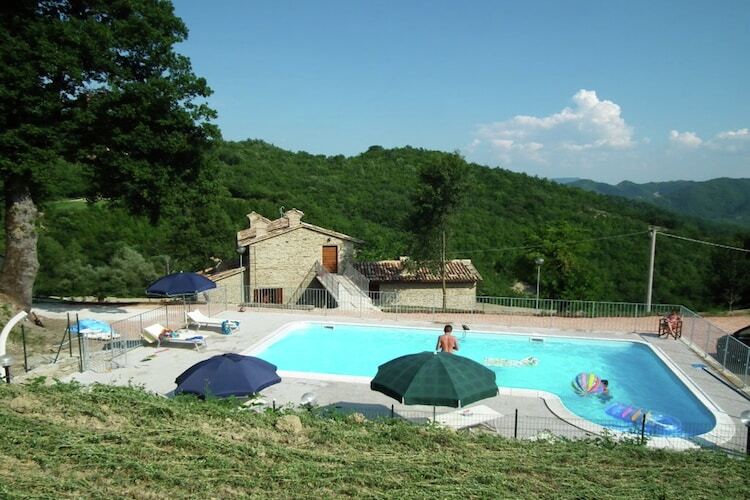 Sole, ferme du XIVe siècle avec piscine - Photo 5