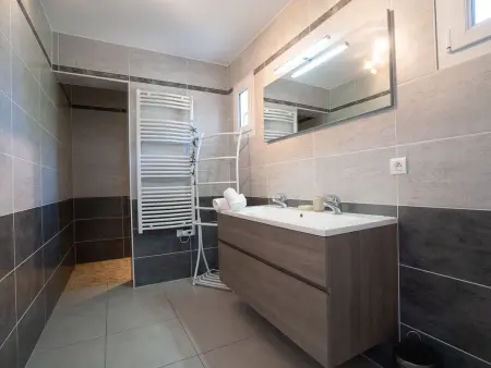 Villa du Littoral – 5 chambres, piscine à 200 m de la plage : photo 21