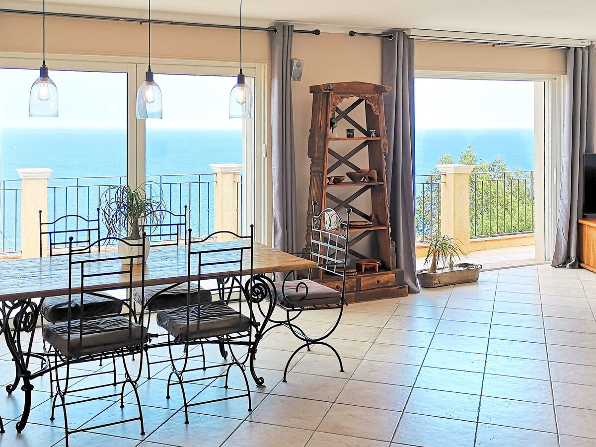 Maison Bellevue avec piscine et vue mer aux Issambres - Photo 4