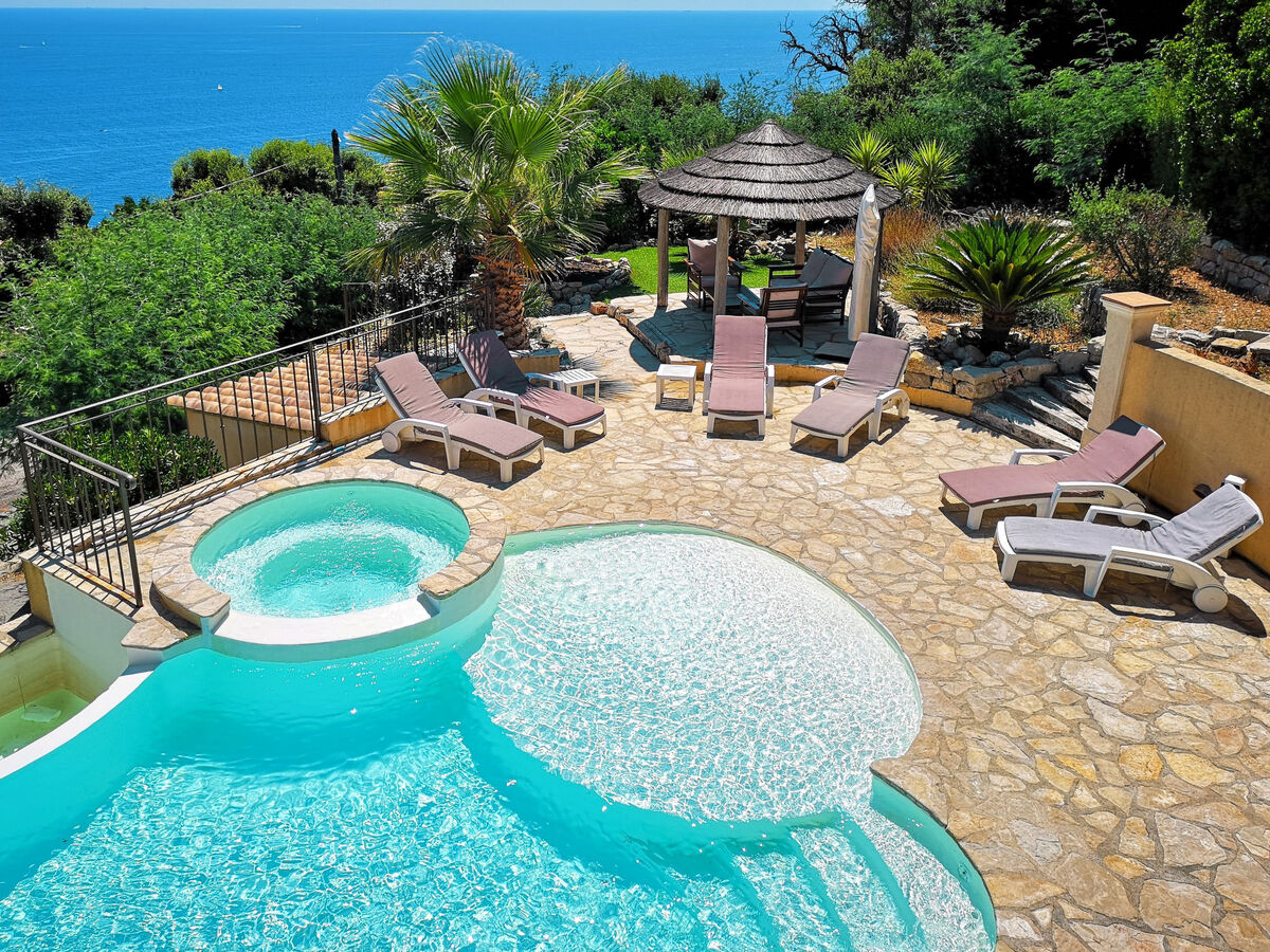 Maison Bellevue avec piscine et vue mer aux Issambres - Photo 20