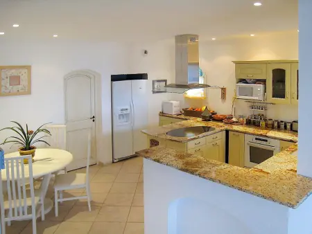 Maison Bellevue avec piscine et vue mer aux Issambres : photo 7