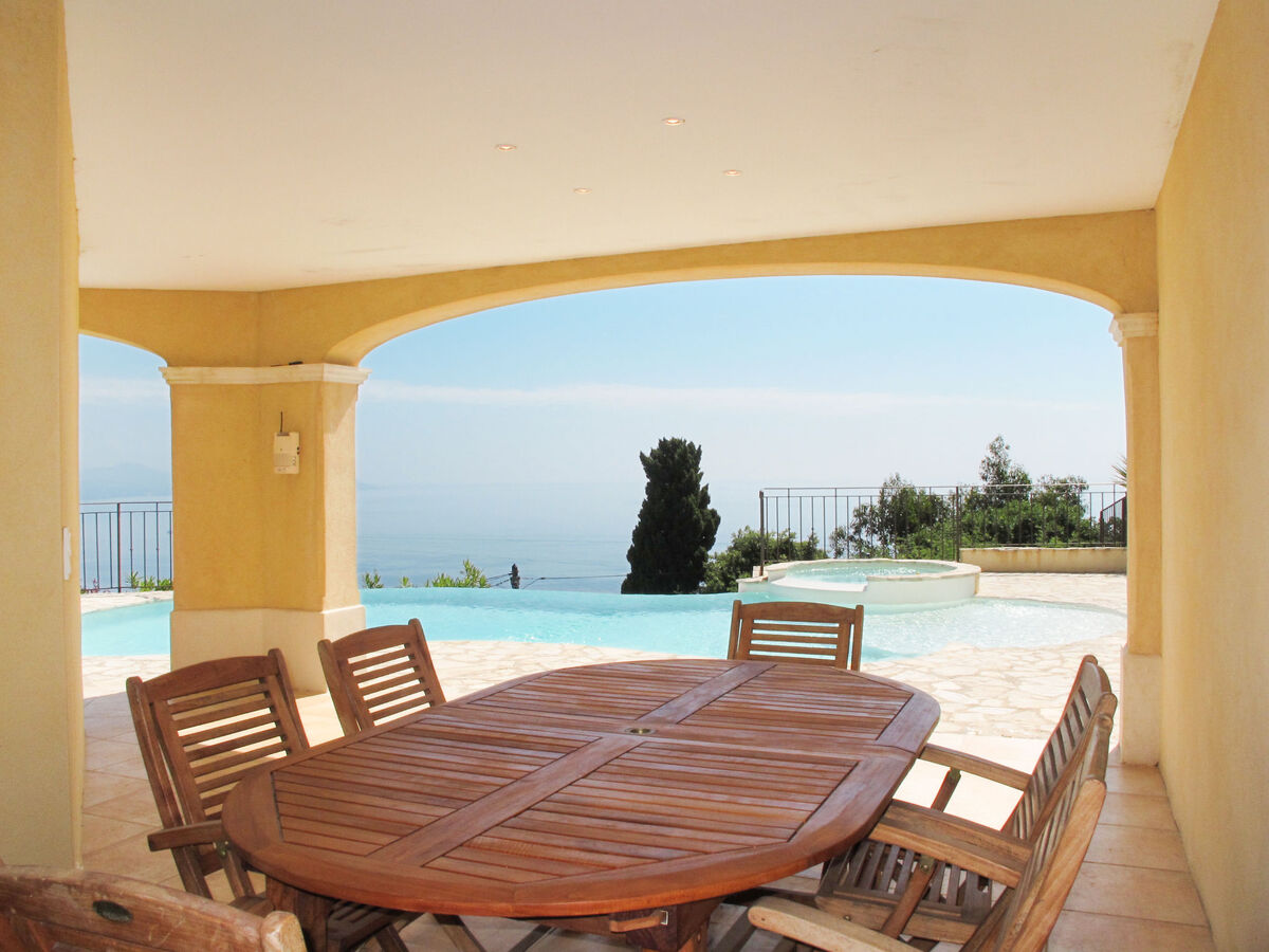 Appartement Bellevue aux Issambres, vue mer et piscine - Photo 2