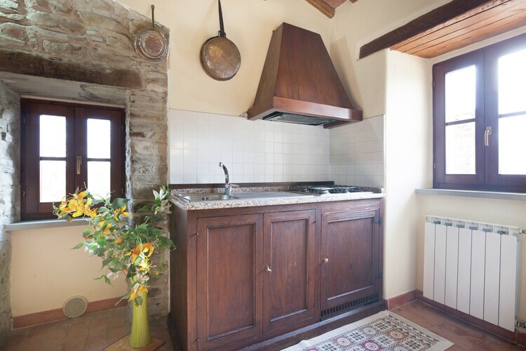 Scalocchio, ferme avec piscine à Apecchio - Photo 13