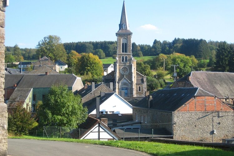 Maison Vencimont vue vallée, jardin et parc à cerfs - Photo 25