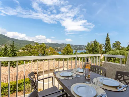 Cap Nègre : Domaine de la Pinède, Location Appartement 4 personnes à Le Lavandou - Photo 1