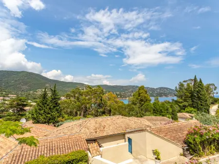 Cap Nègre : Domaine de la Pinède, Location Appartement 4 personnes à Le Lavandou - Photo 4