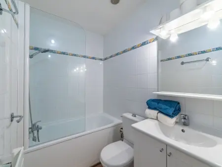 Cap Nègre : Domaine de la Pinède, Location Appartement 4 personnes à Le Lavandou - Photo 14