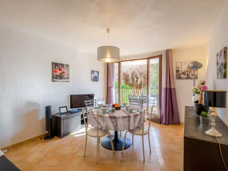 Appartement 2 pièces à 100 m de la mer, Fréjus : photo 9