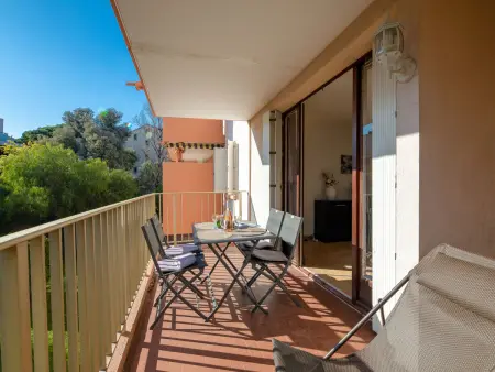 Appartement 2 pièces à 100 m de la mer, Fréjus : photo 11
