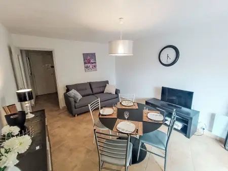 Appartement 2 pièces à 100 m de la mer, Fréjus : photo 21