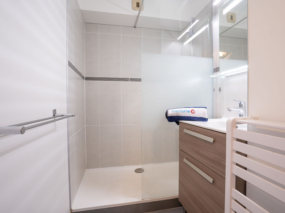 Le Capitole - Studio 28 m² vue mer à Fréjus - Photo 5